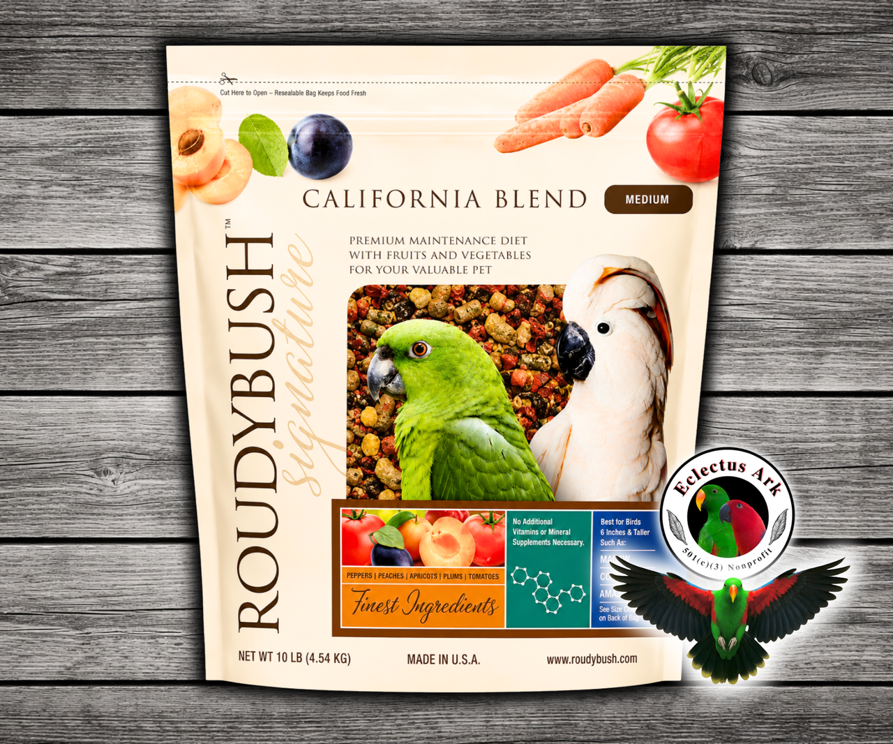 Roudybush California Blend Medium Parrot Food with Daily Maintenance pellets, dried carrots, bell peppers, cabbage, peaches, apricots, plums, and tomatoes for parrots, cockatoos, macaws, and conures. 10 lb bag