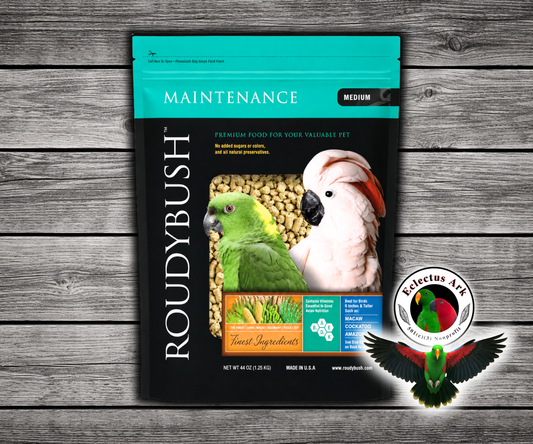 Roudybush Daily Maintenance Medium Parrot Food made with all-natural ingredients and no added food coloring or sugar for parrots, cockatoos, macaws, conures, and small parrots. 44 oz bag