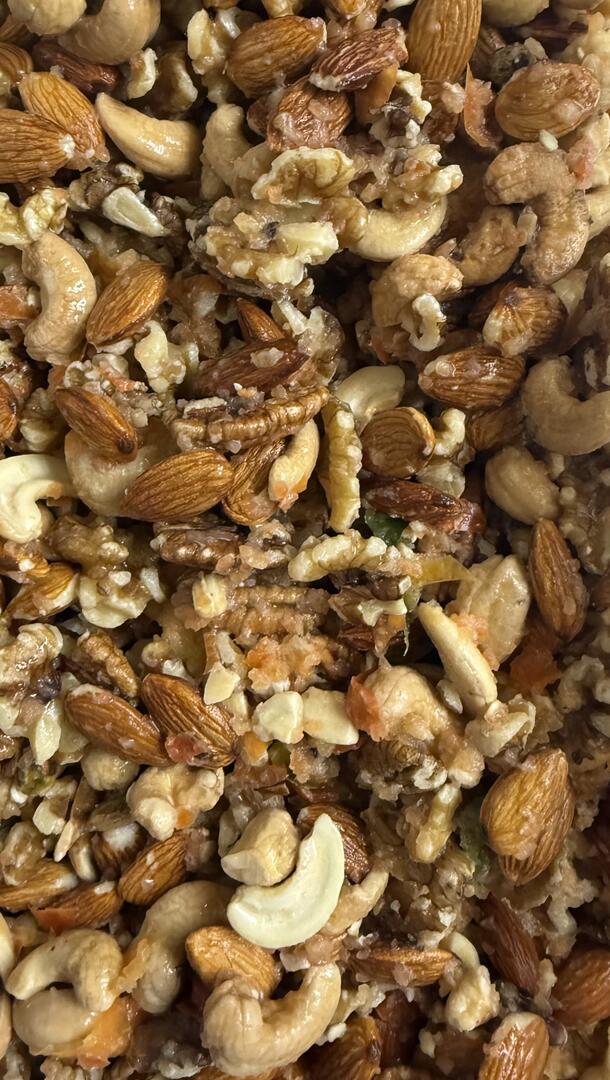 Red Bell Pepper Infused Whole Mixed Nuts