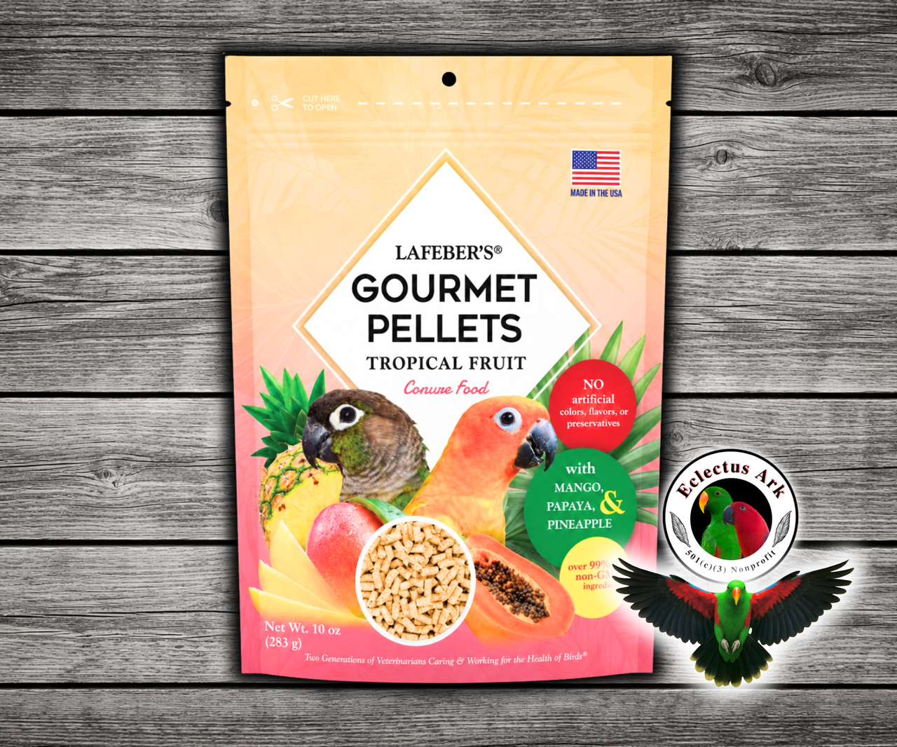 Lafeber El Paso Nutri-Berries for parrots with red bell pepper, green bell pepper, chili pepper, cumin, oregano, garlic powder, hulled seeds, grains, vitamins, and minerals in a foraging berry shape. 10 oz