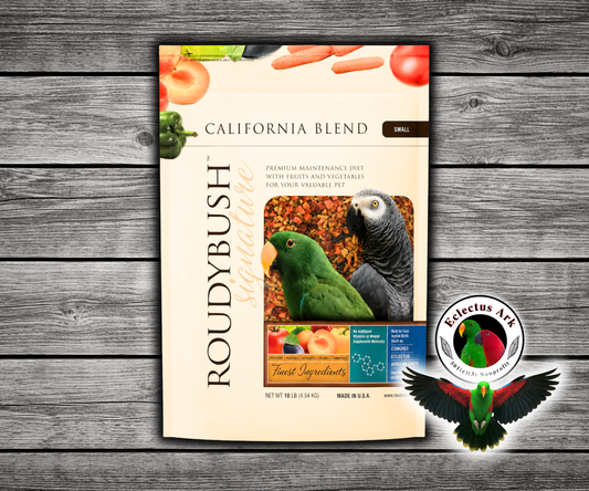 Roudybush California Blend Small Parrot Food with Daily Maintenance pellets, dried carrots, bell peppers, cabbage, peaches, apricots, plums, and tomatoes for parrots, small parrots, and conures. 10 lb bag