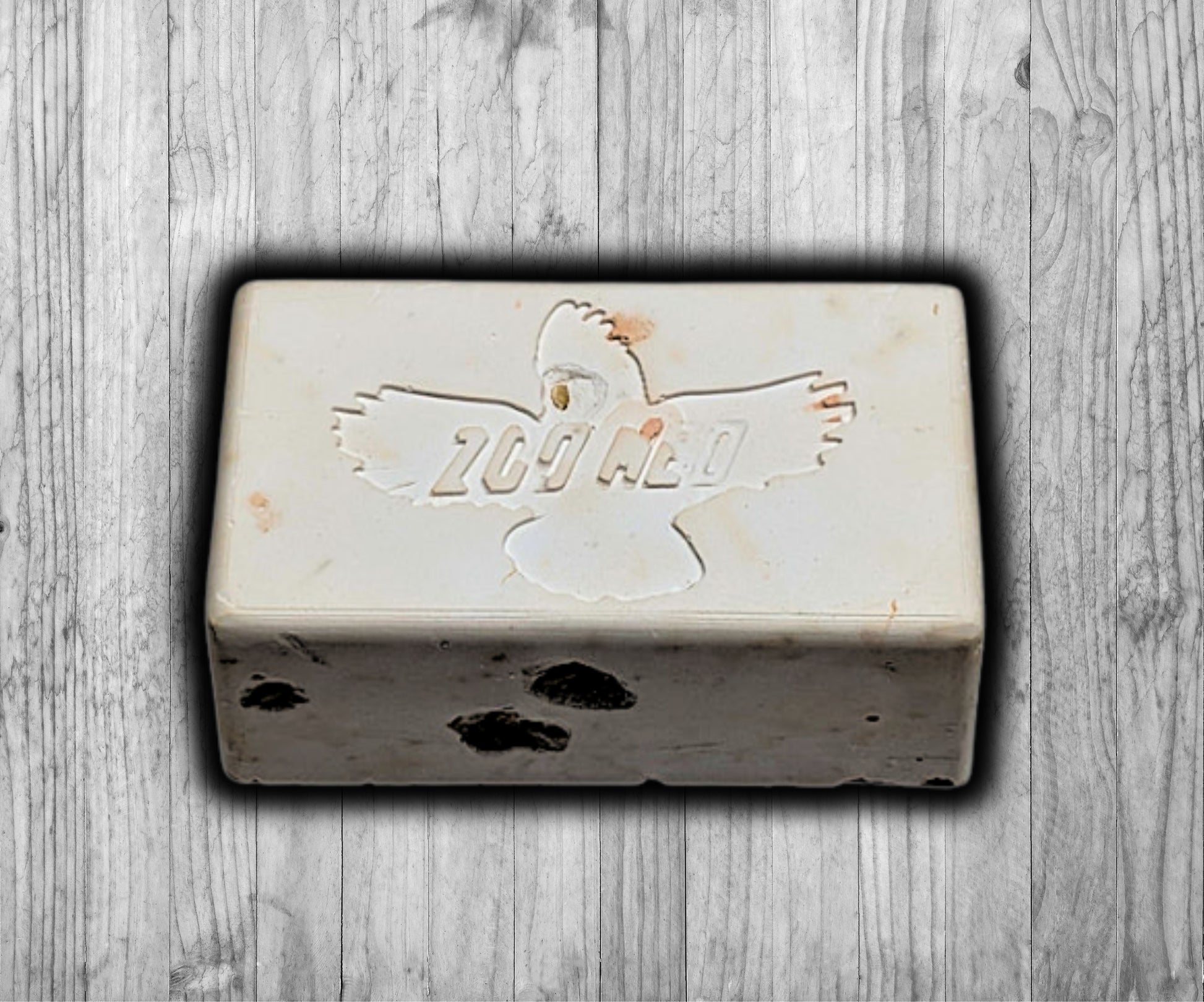 Zoo Med Original Bird Banquet Mineral Block Large – calcium and seed block for birds with twist tie mount